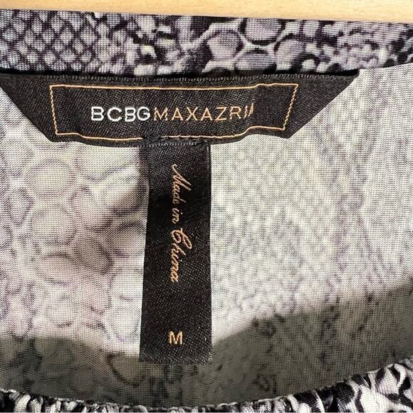 BCBGMAXAZRIA gray and black snake print casual shift dress size medium M B112 - Picture 2 of 4
